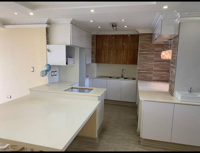 3 BEDROOM APARTMENT FOR SALE IN NORTH BEACH